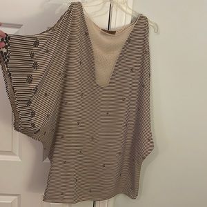 Karen Zambos Tunic, Size Small.